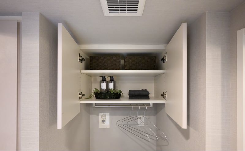 ランドリー上部吊戸棚