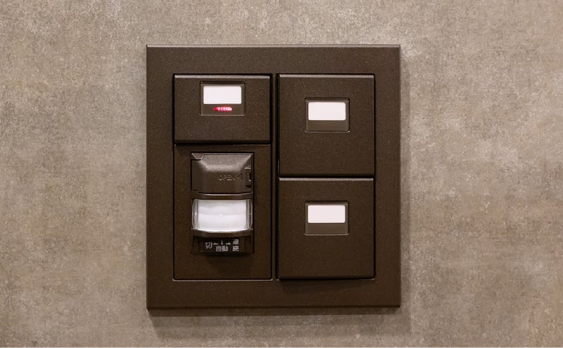 人感センサー付照明スイッチ