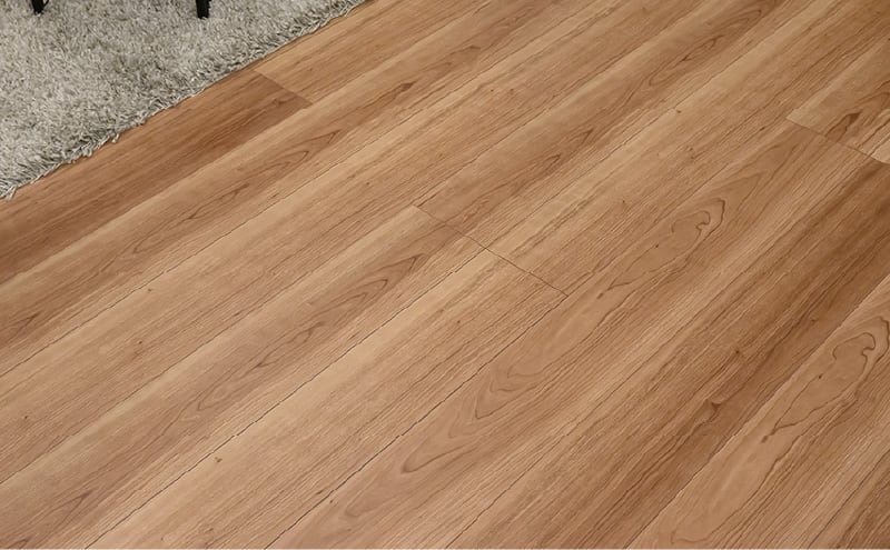 ワックスフリーのフローリング